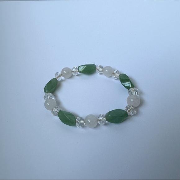 Vintage Semi-Precious Bead Green Chalcedony Rock Crystal Quartz Stretch Bracelet - Picture 7 of 8